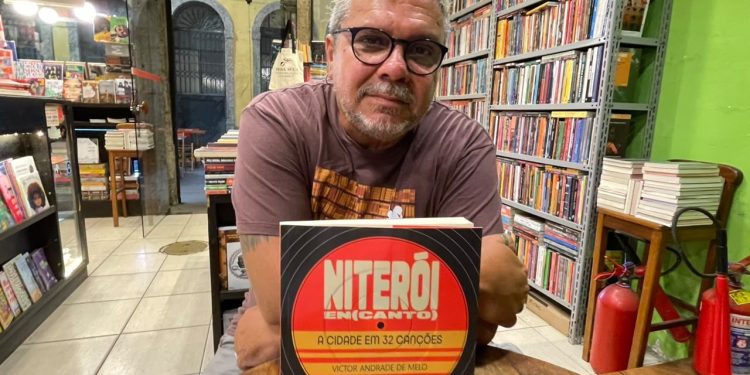 Livro reúne canções para contar a história de Niterói e ganha exposição na Biblioteca Parque