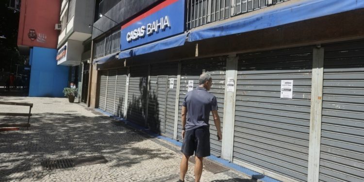 Lula ignora sinais de uma economia doente