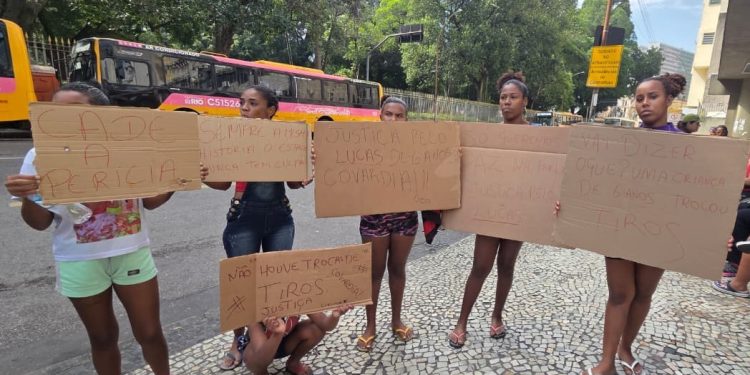 Menino de 6 anos atingido em tiroteio na Mangueira perde a visão de um olho: 'isso não pode ficar assim'