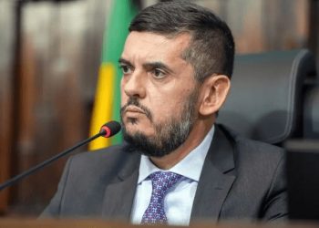 Moraes vota para tornar réus Bacellar, ex-deputado TH Joias e desembargador por vazamento de operação policial contra o CV