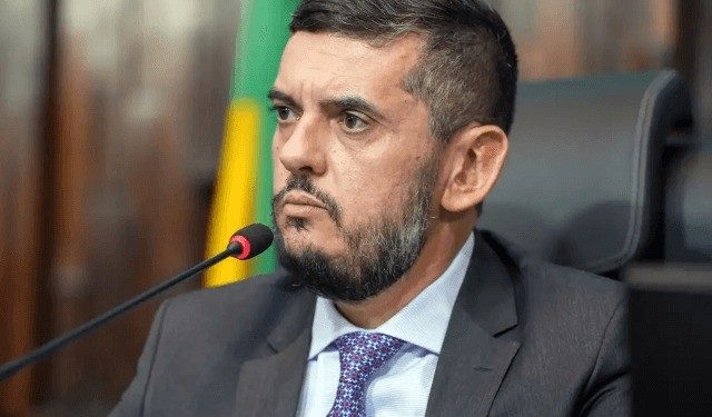 Moraes vota para tornar réus Bacellar, ex-deputado TH Joias e desembargador por vazamento de operação policial contra o CV