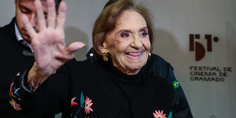 Morre a atriz Laura Cardoso: 'Nossa grande estrela se despediu'