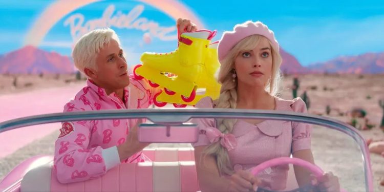 Negociação dos salários de Margot Robbie e Ryan Gosling trava sequência de 'Barbie'; entenda