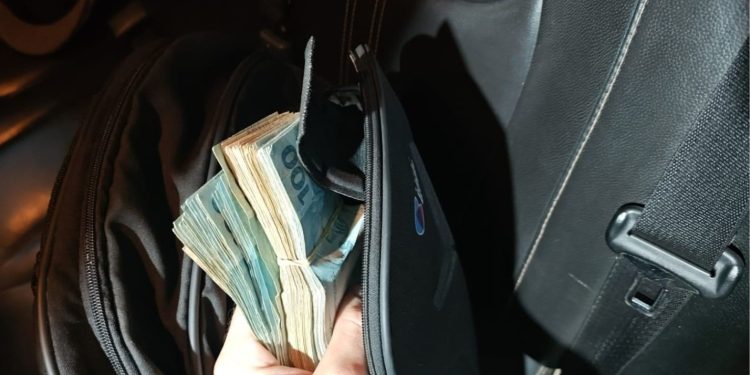 No país da emenda pix, basta um clique para desviar dinheiro público