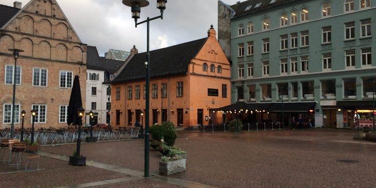 Noruega: veja salários, custo de vida e qualidade de vida antes de decidir se mudar