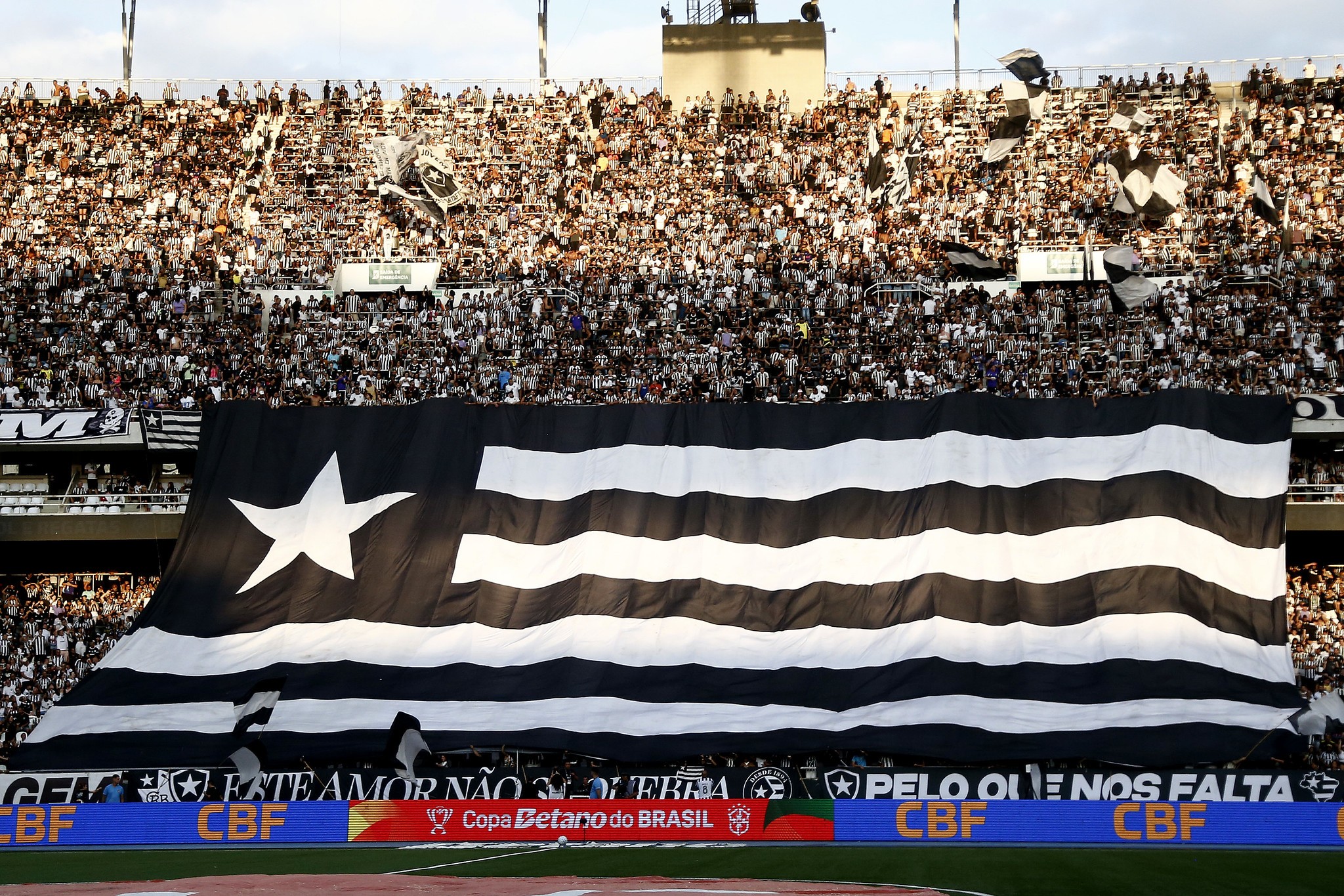 O processo do provável novo dono da SAF do Botafogo no o Tribunal de Falências de Nova York
