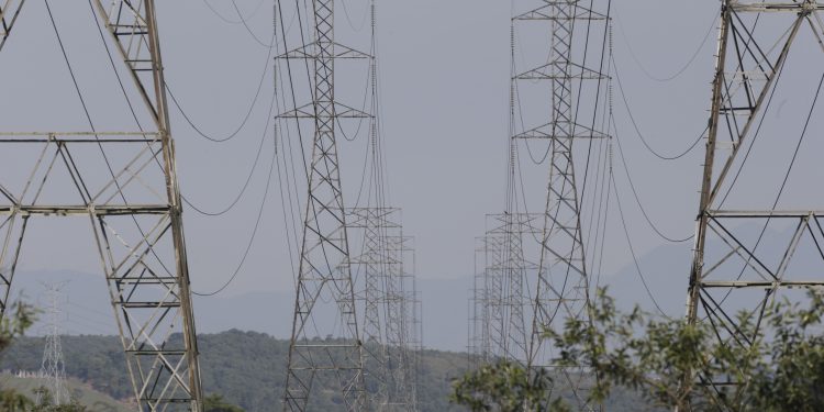 ONS determina corte de geração de energia para equilibrar sistema elétrico pela 2ª vez no ano