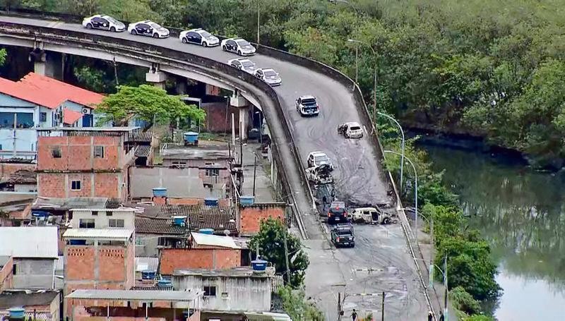 Ocupação policial no Complexo de Israel não deve durar devido à falta de efetivo da PM