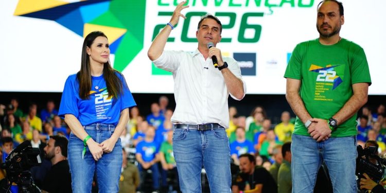 PL lança candidatura de Carlos Bolsonaro ao Senado por Santa Catarina