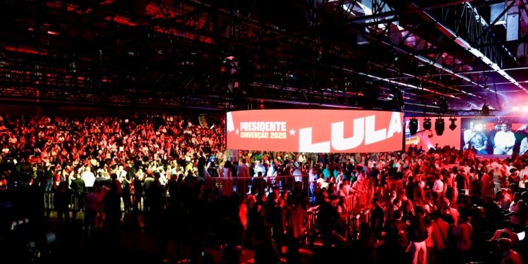 PT confirma candidatura à reeleição de Lula em convenção em SP