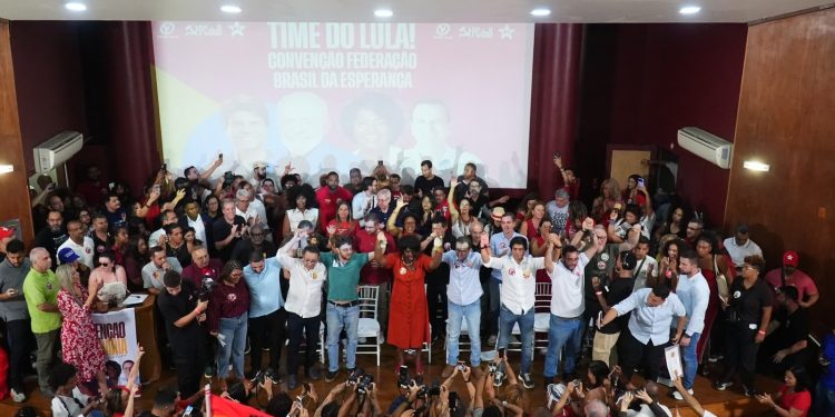 PT oficializa apoio a Paes na disputa pelo governo do Rio e convoca ato pró-Lula para 22 de agosto