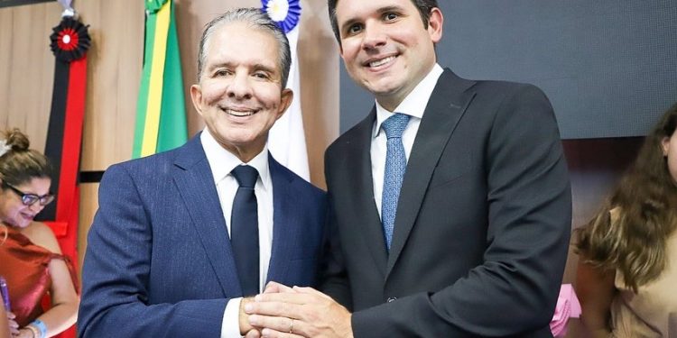 Pai de Hugo Motta declara R$ 1,1 milhão em bens, patrimônio menor que o do filho
