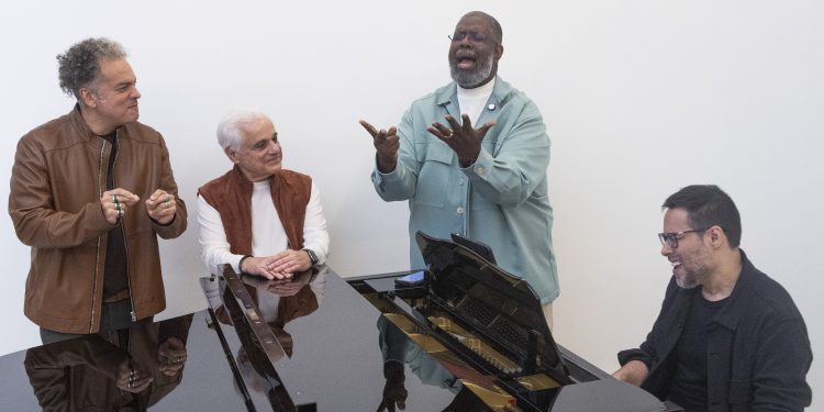Péricles recria clássicos da Motown em show no Rock in Rio