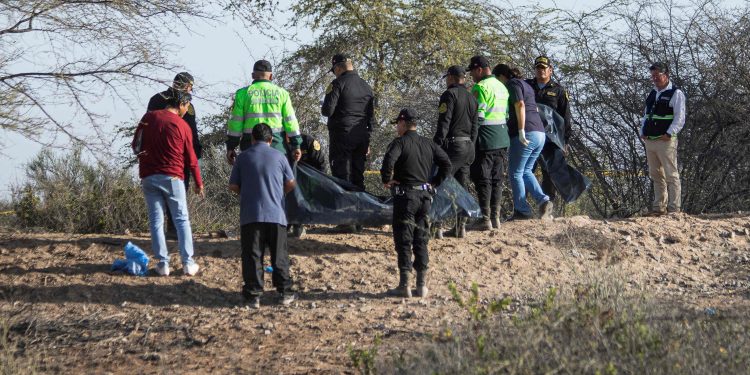 Peru investiga queda de avião que matou 13 turistas