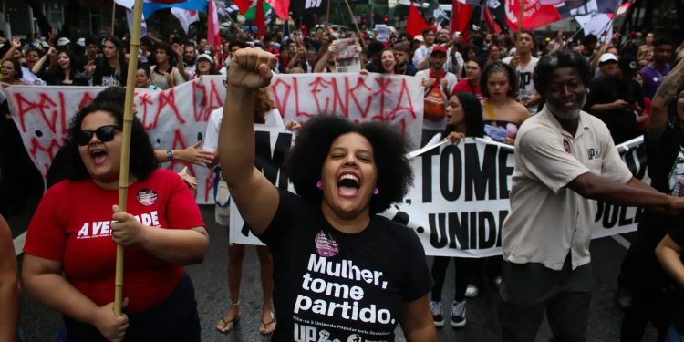 Planos de governo de presidenciáveis têm de 2 a 200 páginas