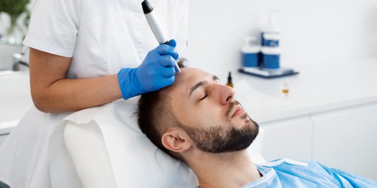 Por que homens estão procurando resultados mais naturais nos procedimentos estéticos?