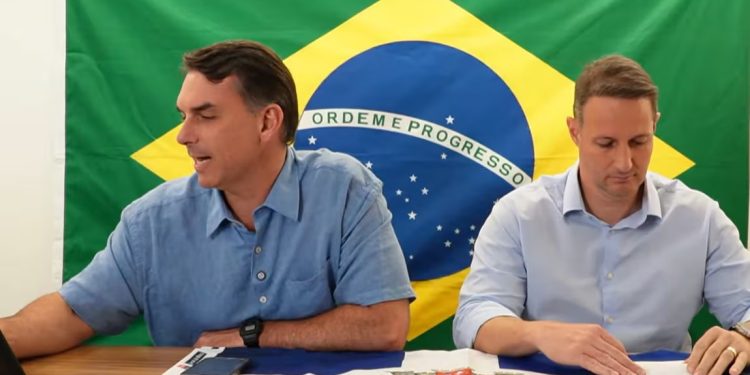 Produtores de álcool criticam Flávio por defender discussão de percentual de etanol no combustível