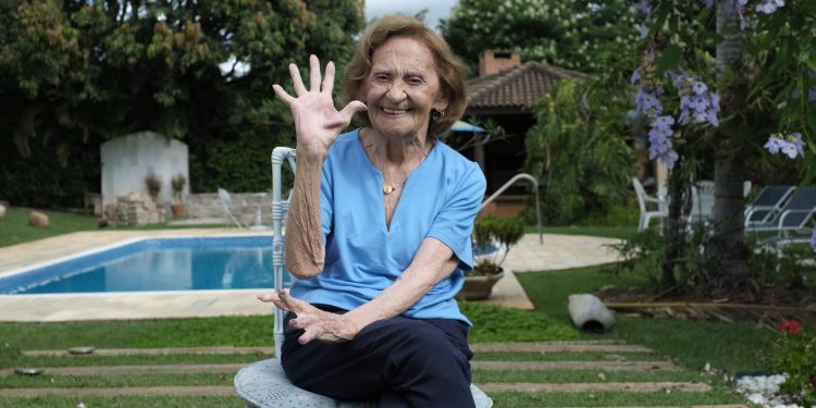 Qual era o verdadeiro nome de Laura Cardoso, atriz que morreu aos 98 anos