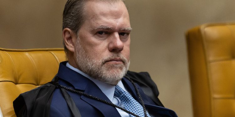 Reação à altura