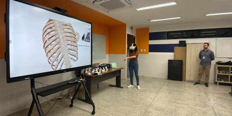 Realidade virtual no ensino de anatomia aproxima teoria e prática no Senac Sergipe