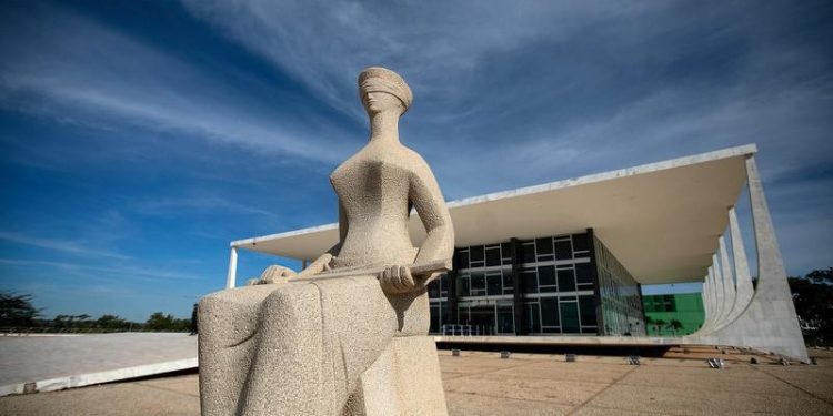 Rediscutir diploma de jornalismo não tem cabimento