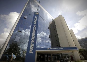 Redução na fila do INSS é bem-vinda, mas método usado desperta ceticismo