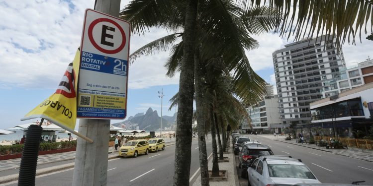 Rio Rotativo Digital: Justiça suspende lei municipal que implementa o sistema