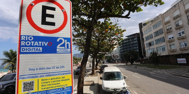 Rio Rotativo Digital chega hoje na orla da Zona Sul e será expandido para Barra e Tijuca