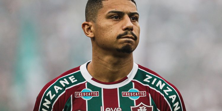 Roma tem interesse em André, ex-Fluminense, e Richard Ríos, ex-Palmeiras, diz jornalista