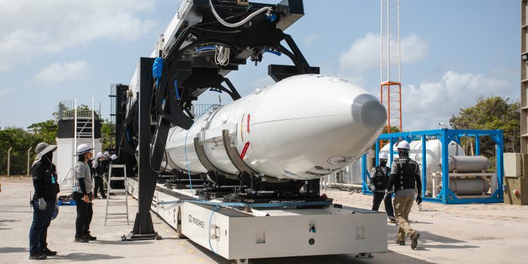 Satélites comerciais dão novo rumo à base espacial de Alcântara