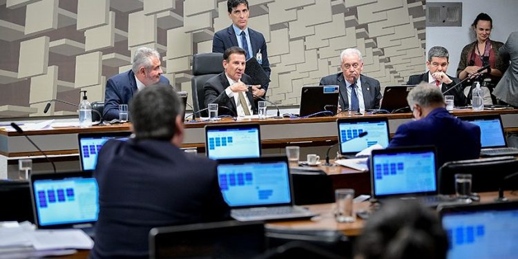 Senado aprova prioridade a profissionais de segurança na restituição do IR