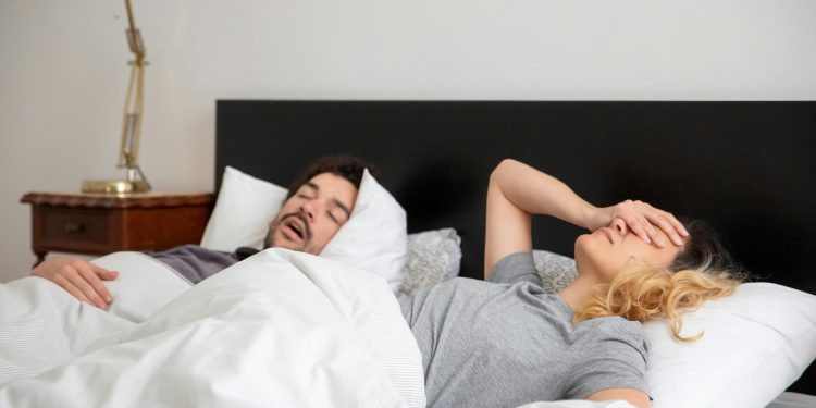 Será que o homem perdeu o interesse no relacionamento? Psicóloga explica sinais