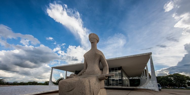 Supremo e Congresso caminham para mais um semestre de confrontos
