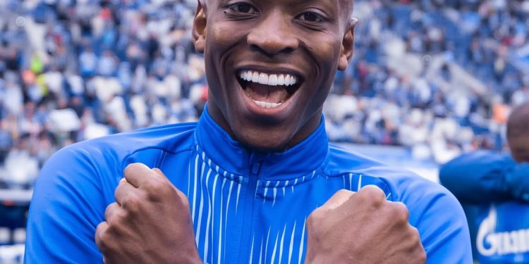 Técnico do Zenit diz que não há proposta do Flamengo pelo Luiz Henrique: 'Nada de concreto'