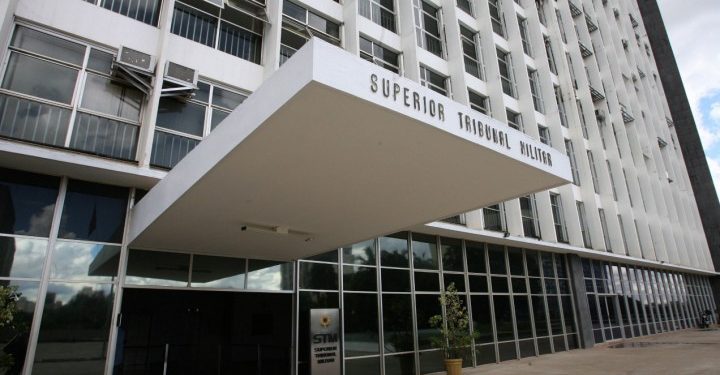 Tenente do Exército perde posto e patente após transmitir HIV intencionalmente para duas mulheres