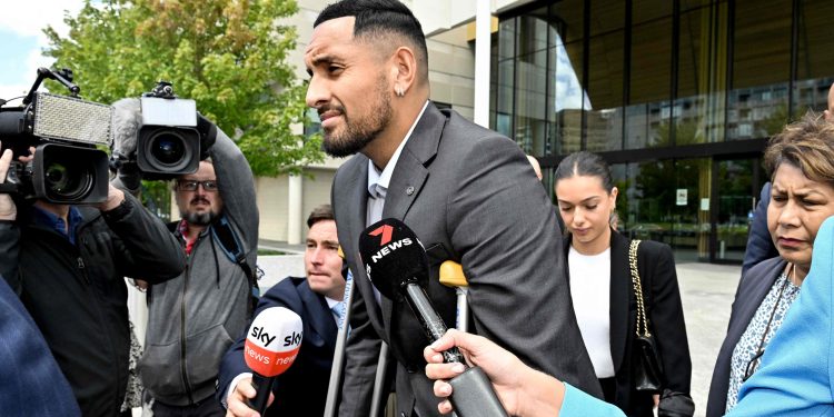 Tenista australiano Nick Kyrgios é suspenso após testar positivo para cocaína em exame antidoping