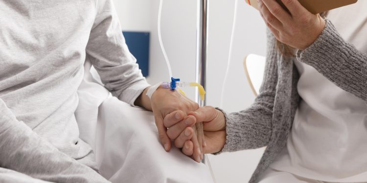 Terapia com células T no SUS poderá democratizar tratamento do câncer no Brasil; entenda