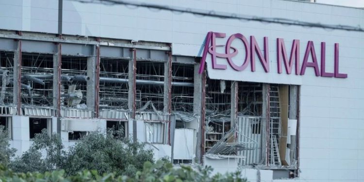 Terremoto no Japão: Funcionários morreram após voltar a shopping por ordem de chefe para guardar dinheiro