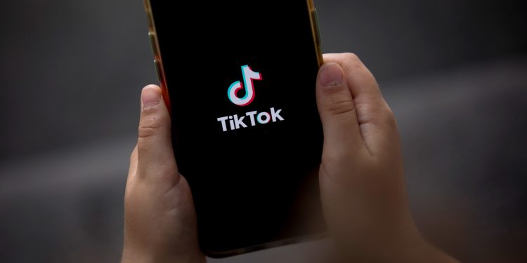 TikTok pagará US$ 400 milhões para encerrar processo sobre privacidade infantil nos EUA