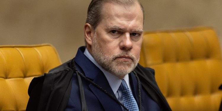 Toffoli rejeita pedido de governador do Maranhão para barrar investigação conduzida por Flávio Dino no STF