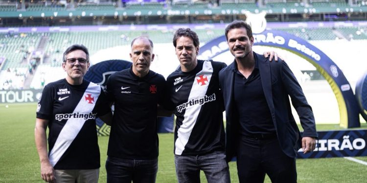 Vasco vê CBF dar brecha para empréstimos de Lamacchia e contrariar Justiça, mas não poderá mais usar Crefisa como garantia