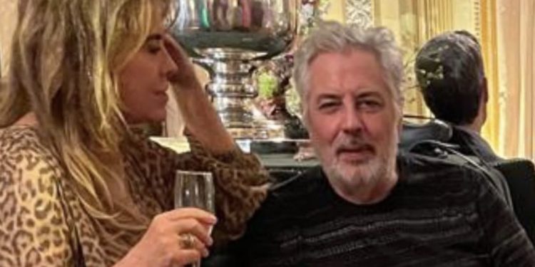 Viúvo de Rita Lee, Roberto de Carvalho compartilha clique com ex-namorada e aumenta rumores de affair