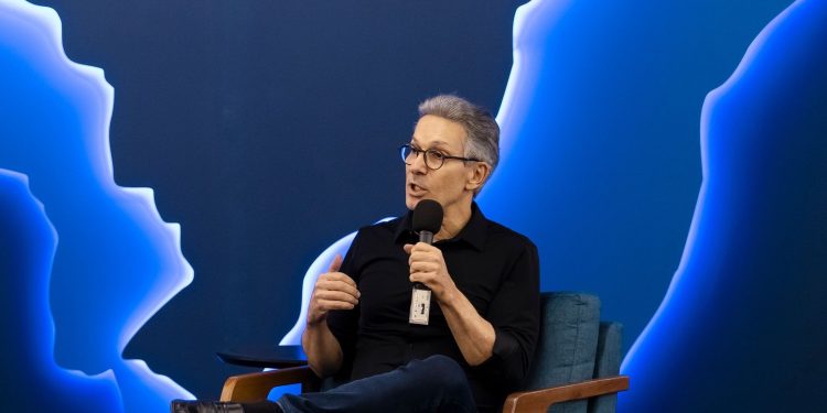 Zema diz que vice 'provavelmente será do Novo' e que definição sai nesta quarta