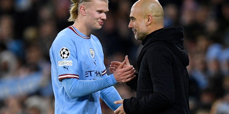 ‘Tenho vergonha de ter deixado seis jogadores de fora por você’: Guardiola cobra Haaland em novo documentário