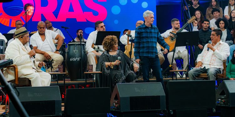'Altas horas' reunirá Jorge Aragão, Alcione e Zeca Pagodinho em especial que irá ao ar nos próximos dois sábados