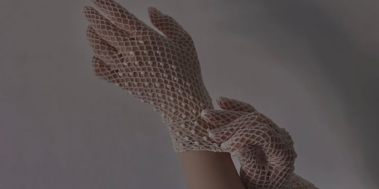 'As mãos nunca mentem': o que está por trás da tendência que viralizou