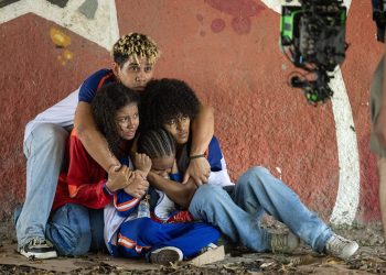 'Por você': filhos de Juli fogem da casa de acolhimento e ficam em apuros. Veja foto exclusiva