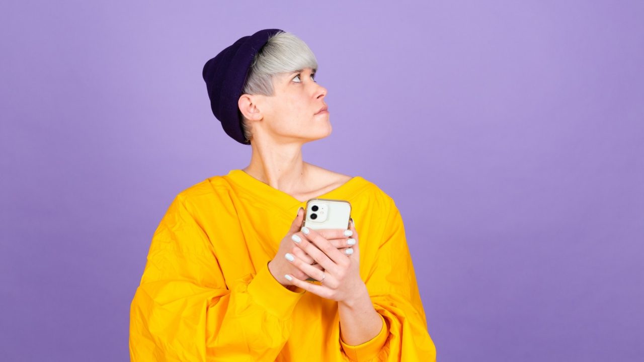 'Side profile': por que o perfil lateral virou tendência nas redes sociais