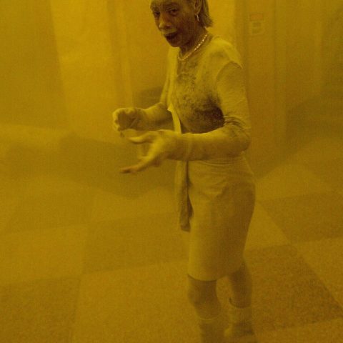 11 de setembro de 2001: O que houve com a mulher desta foto icônica?
