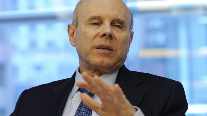 A 'receita' de Mantega para o Lula 4 em grupo de zap com economistas e petistas